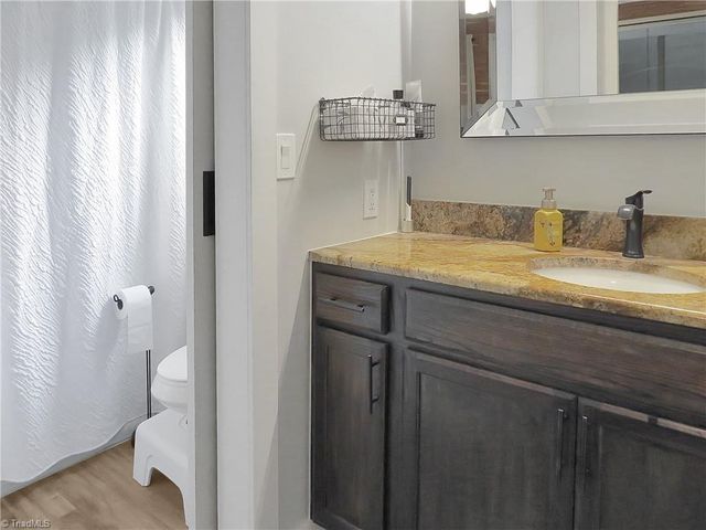 1205 Century Park Avenue, Kernersville, NC 27284