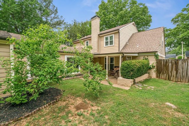 6955 BENT CREEK DR, Germantown, TN 38138