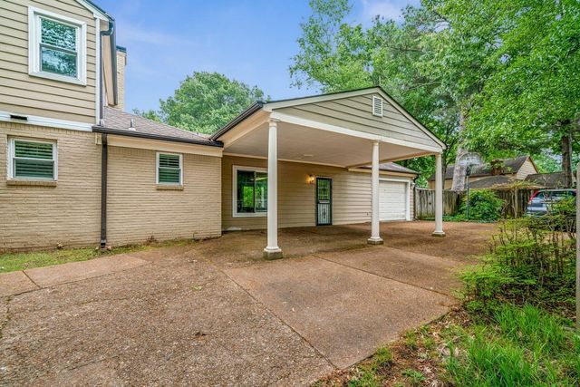 6955 BENT CREEK DR, Germantown, TN 38138