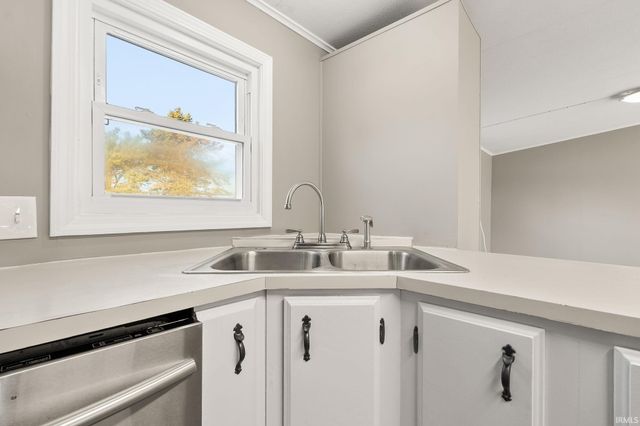 18711 Mcduffee Road, Churubusco, IN 46723