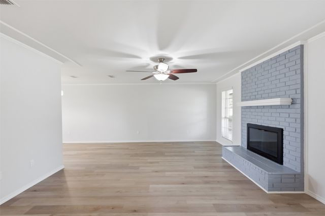 250 Creekside Lane, Coppell, TX 75019