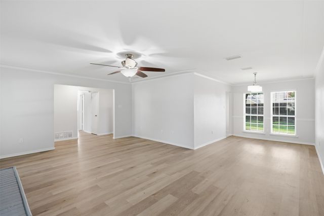 250 Creekside Lane, Coppell, TX 75019