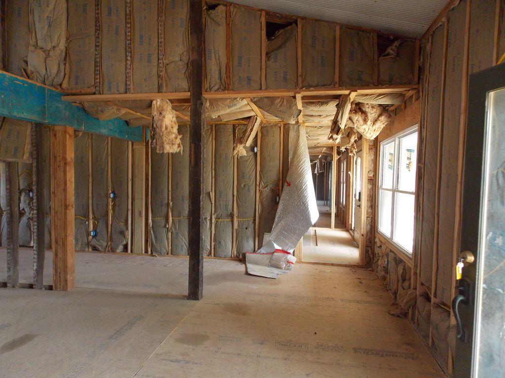 Image 16 of property listing at 223 N BROADWAY Street, Centralia, IL 62801