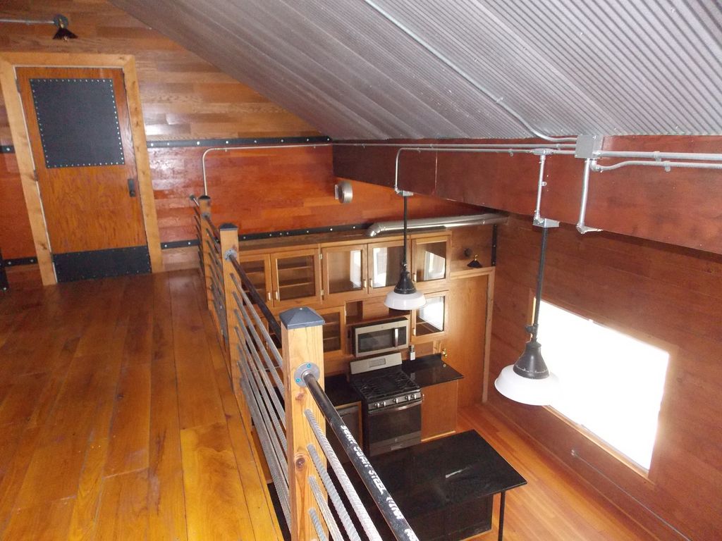 Image 34 of property listing at 223 N BROADWAY Street, Centralia, IL 62801