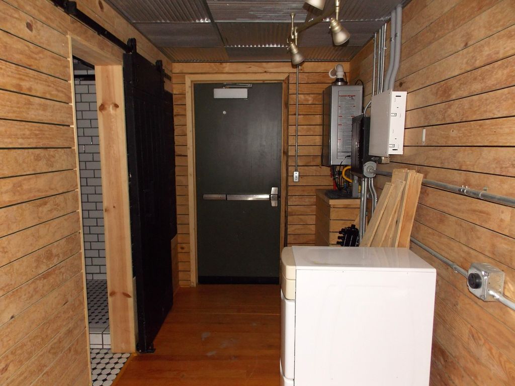 Image 35 of property listing at 223 N BROADWAY Street, Centralia, IL 62801