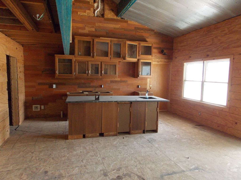 Image 10 of property listing at 223 N BROADWAY Street, Centralia, IL 62801