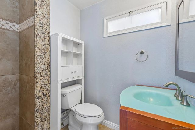 9308 Lake Canyon Rd, Santee, CA 92071