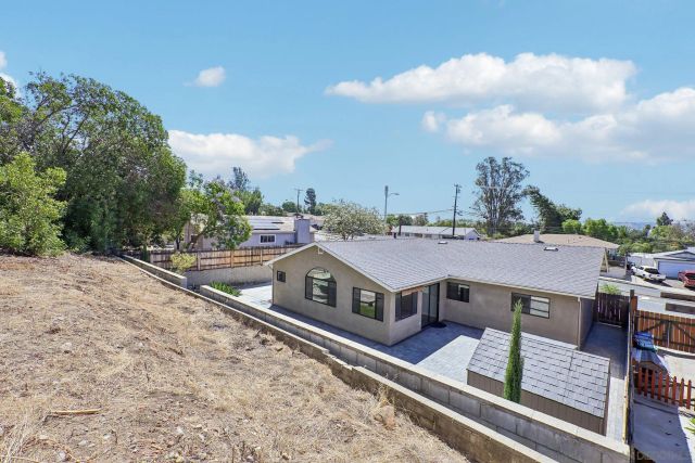 9308 Lake Canyon Rd, Santee, CA 92071