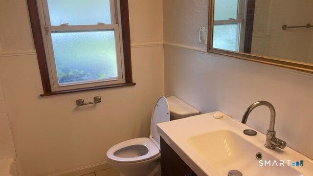 310 Douglas Street, Bridgeport, CT 06606