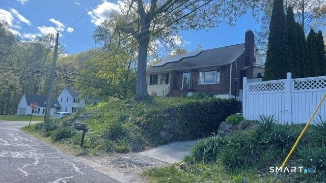 310 Douglas Street, Bridgeport, CT 06606