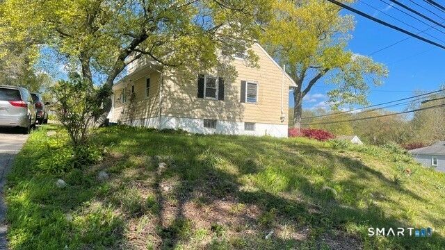 310 Douglas Street, Bridgeport, CT 06606