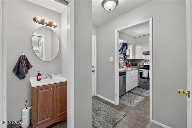 5 Smithridge Park, Reno, NV 89502