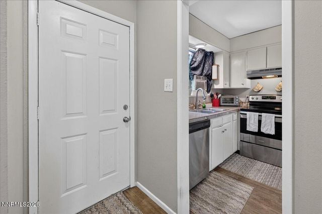 5 Smithridge Park, Reno, NV 89502