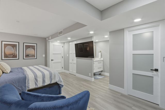 6039 Collins Avenue 609, Miami Beach, FL 33140