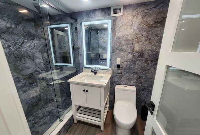 6039 Collins Avenue 609, Miami Beach, FL 33140