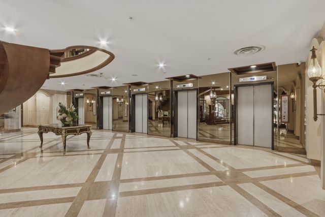 6039 Collins Avenue 609, Miami Beach, FL 33140