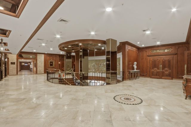 6039 Collins Avenue 609, Miami Beach, FL 33140