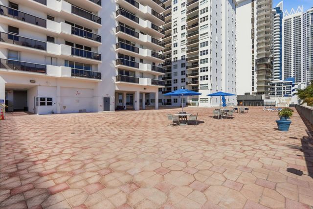 6039 Collins Avenue 609, Miami Beach, FL 33140