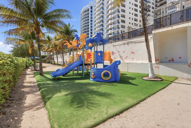 6039 Collins Avenue 609, Miami Beach, FL 33140