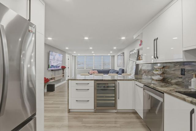 6039 Collins Avenue 609, Miami Beach, FL 33140