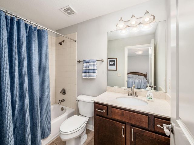 6767 Winemack Loop, Dublin, OH 43016