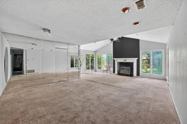 204 Island Drive, Richardson, TX 75081