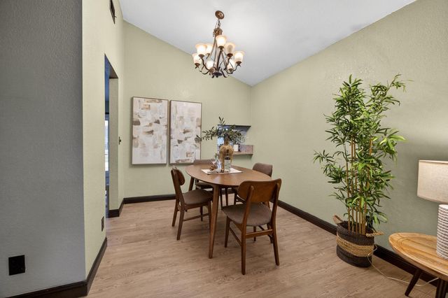 4345 Armadale Way, Sacramento, CA 95823