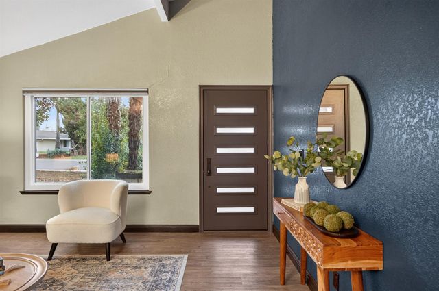 4345 Armadale Way, Sacramento, CA 95823