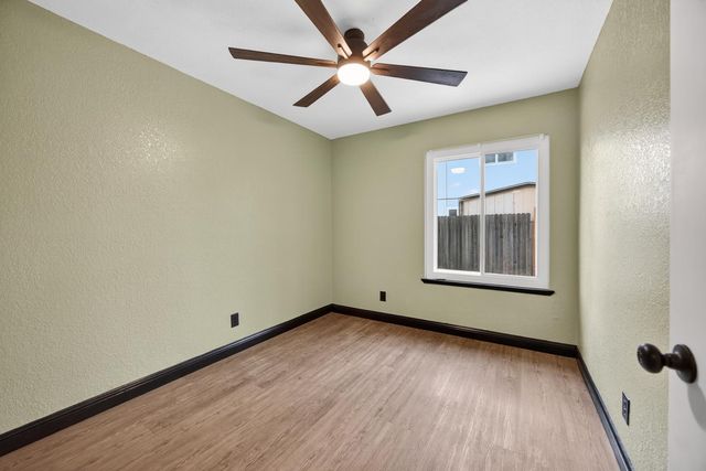 4345 Armadale Way, Sacramento, CA 95823