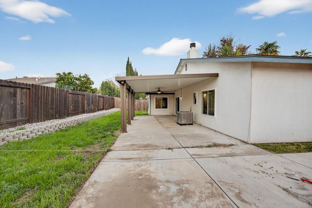 4345 Armadale Way, Sacramento, CA 95823