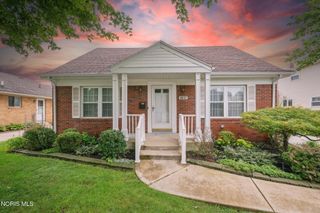 4517 Clover Lane, Toledo, OH 43623