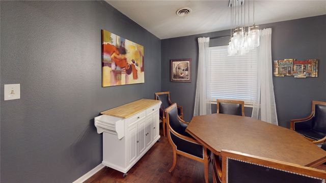 8257 Stony Creek Drive, Dallas, TX 75228