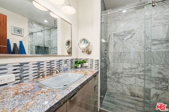 2248 S Bentley Avenue 2, Los Angeles, CA 90064