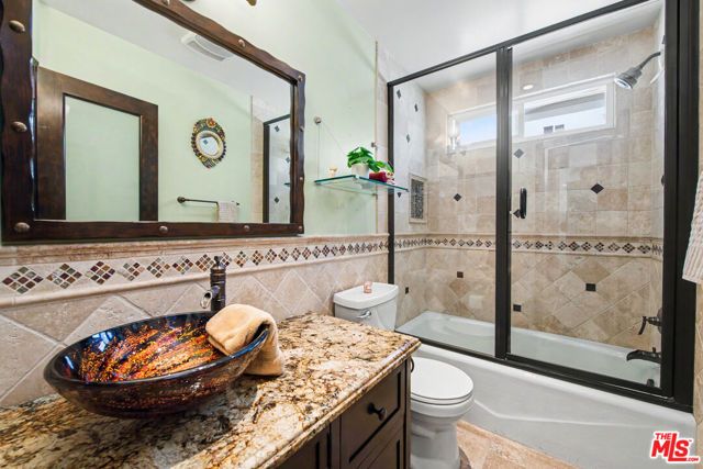 2248 S Bentley Avenue 2, Los Angeles, CA 90064
