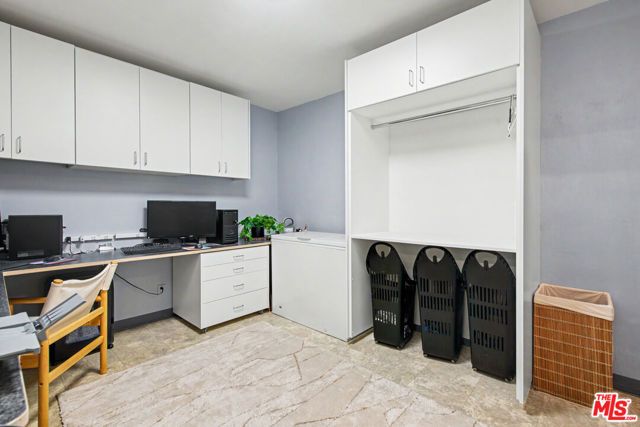 2248 S Bentley Avenue 2, Los Angeles, CA 90064
