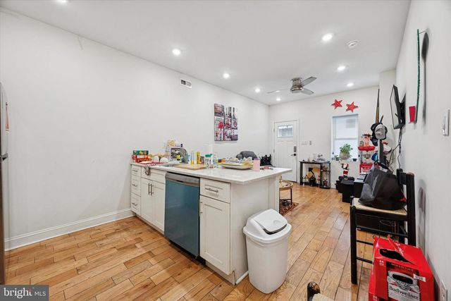 5227 WALNUT ST, Philadelphia, PA 19139