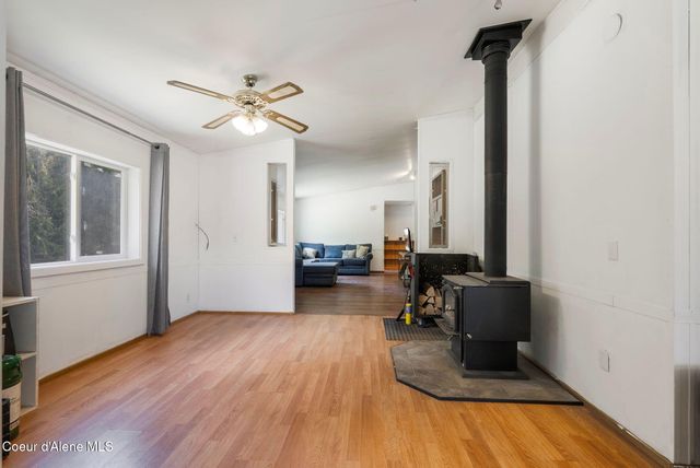 300 Sunny Shadows Lane, Sandpoint, ID 83864