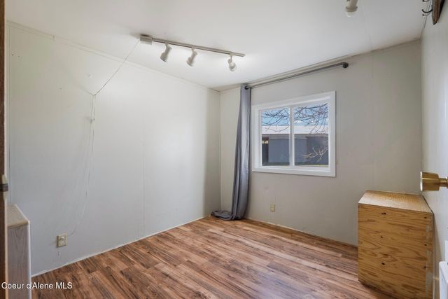 300 Sunny Shadows Lane, Sandpoint, ID 83864