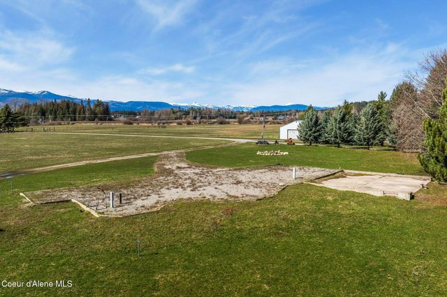 300 Sunny Shadows Lane, Sandpoint, ID 83864