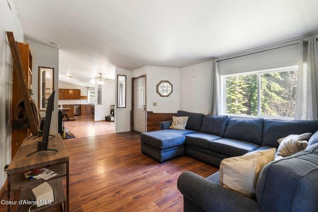 300 Sunny Shadows Lane, Sandpoint, ID 83864