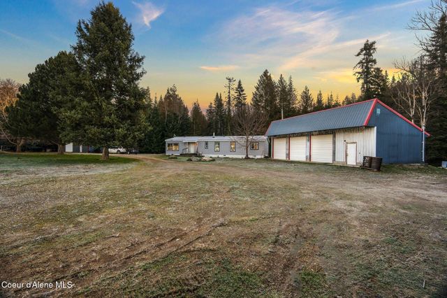 300 Sunny Shadows Lane, Sandpoint, ID 83864