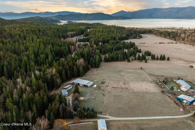 300 Sunny Shadows Lane, Sandpoint, ID 83864