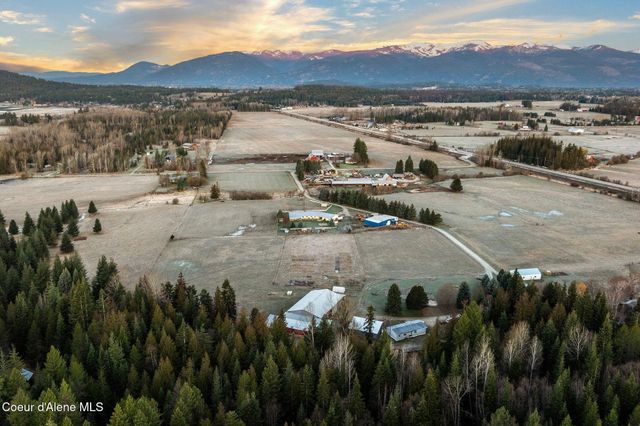 300 Sunny Shadows Lane, Sandpoint, ID 83864