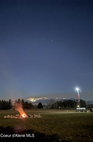 300 Sunny Shadows Lane, Sandpoint, ID 83864