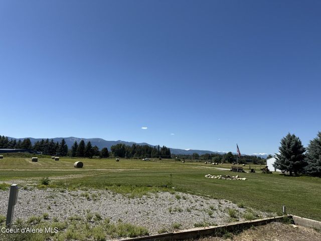 300 Sunny Shadows Lane, Sandpoint, ID 83864