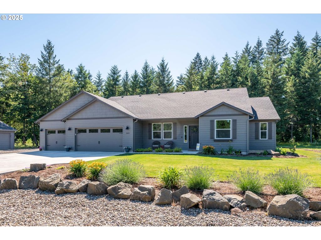 88454 SPROAT RANCH Rd, Veneta, OR 97487