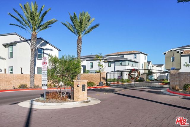 1203 Beach Lane, Harbor City (los Angeles), CA 90710