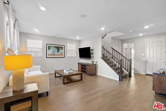 1203 Beach Lane, Harbor City (los Angeles), CA 90710