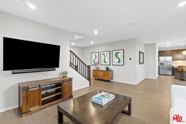 1203 Beach Lane, Harbor City (los Angeles), CA 90710