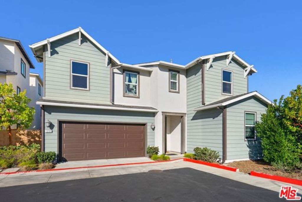 1203 Beach Lane, Harbor City (los Angeles), CA 90710